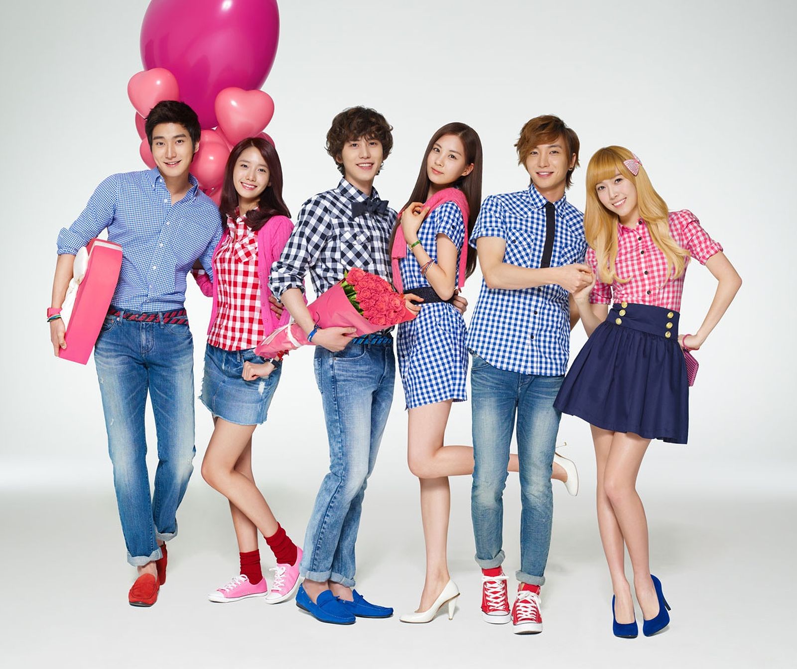 Fan thường kháo nhau về chuyện tình bí mật của SNSD với các idol nam nhà SM